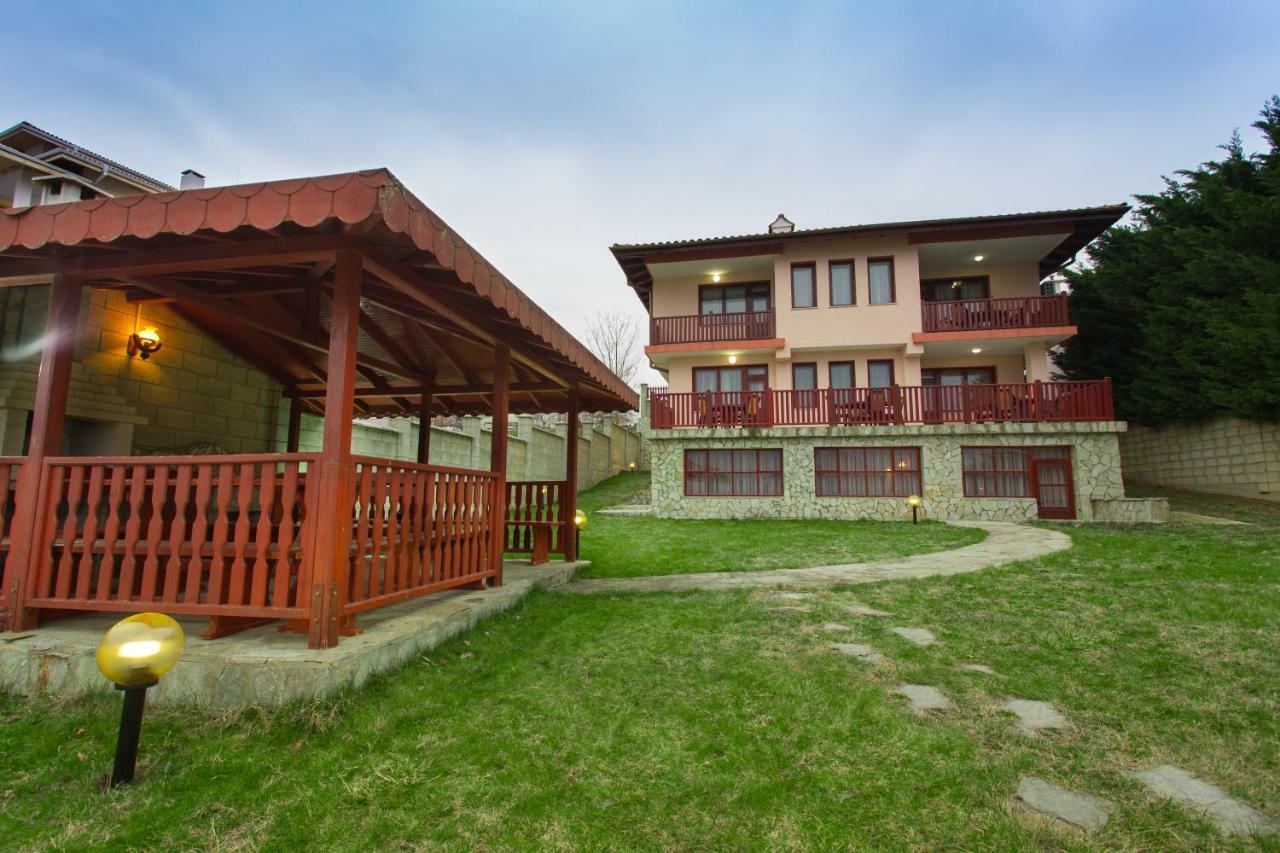 Holiday Home Paulovnia Аспарухово Экстерьер фото
